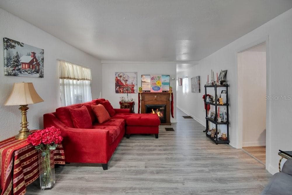 Mobile Home at 18222 LYNBROOK RD, ORLANDO, photo 6 of 45