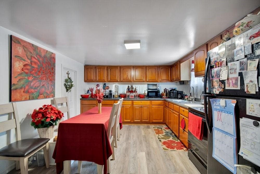 Mobile Home at 18222 LYNBROOK RD, ORLANDO, photo 10 of 45