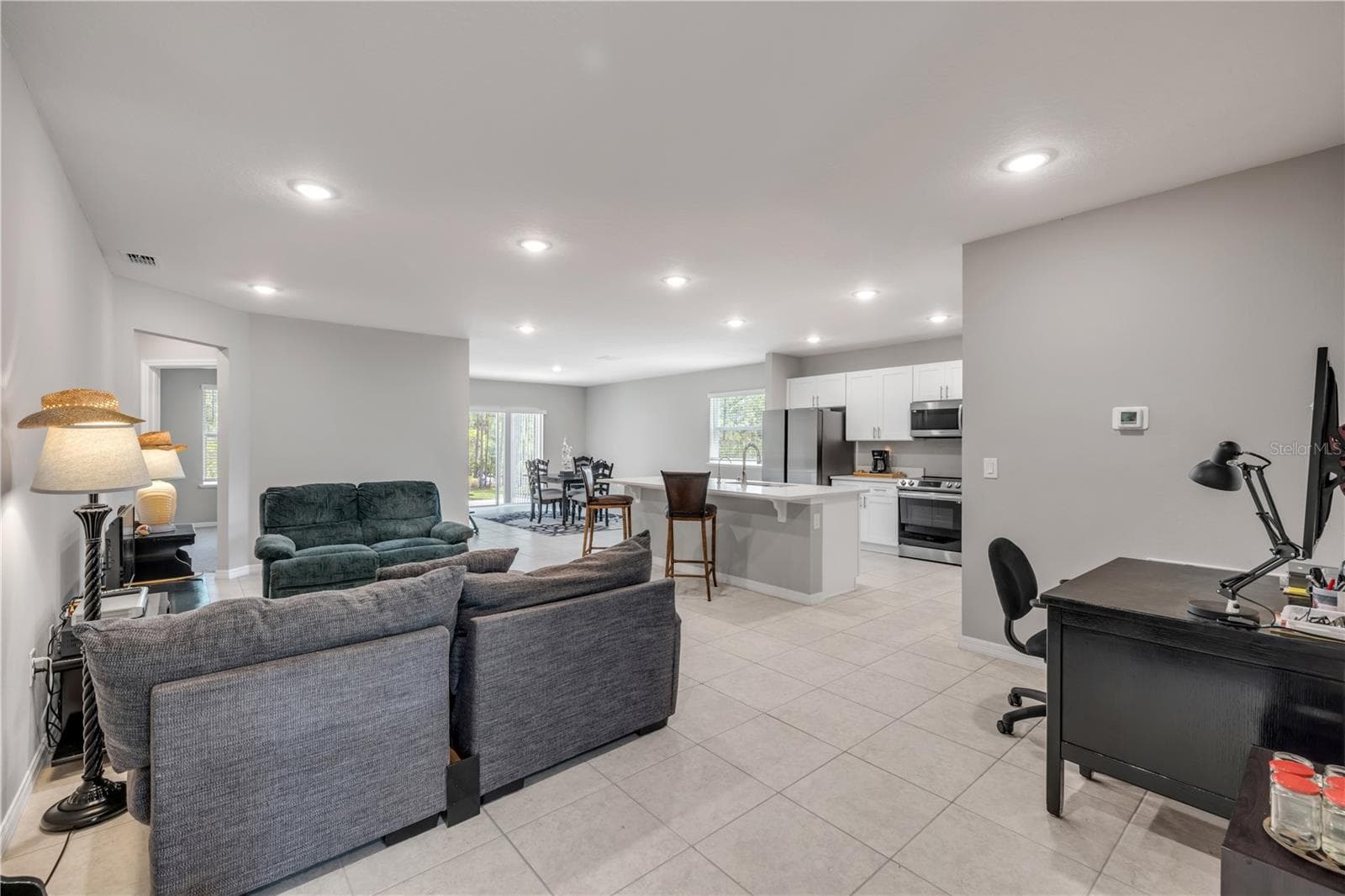 Open Floor Plan PLUS Office Space - 703 VOLCO RD, EDGEWATER