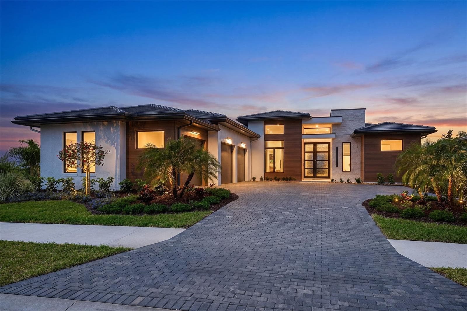 263 CRYSTAL WATERS DR