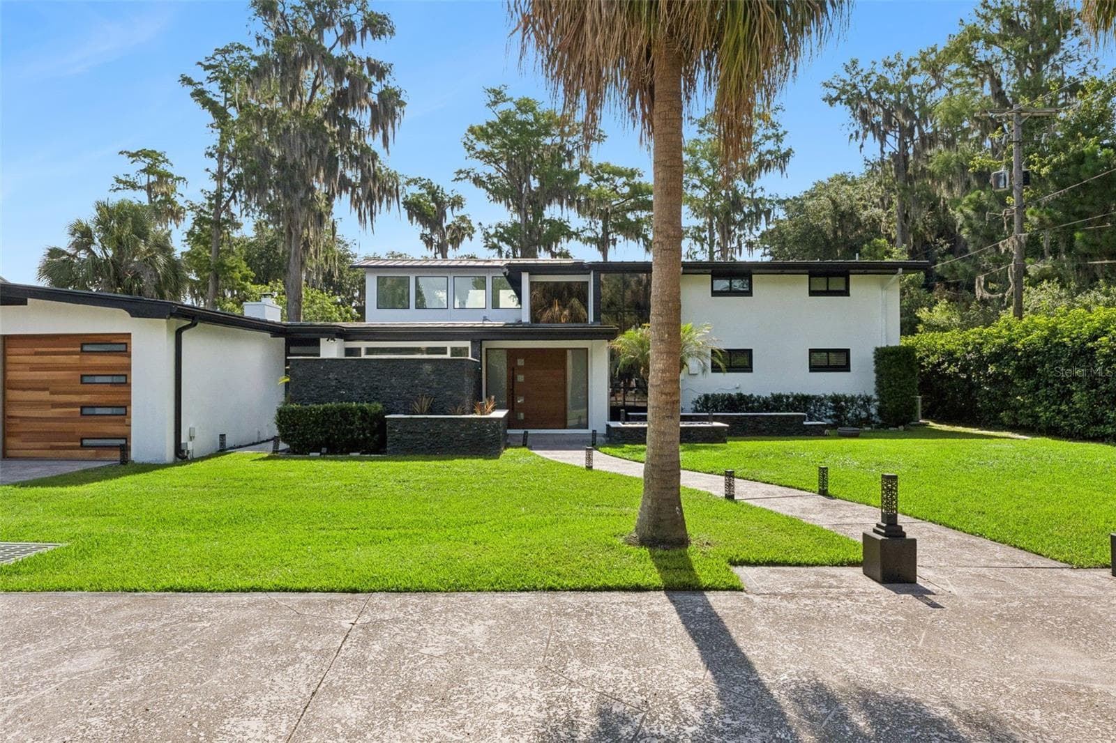 5583 JESSAMINE LN