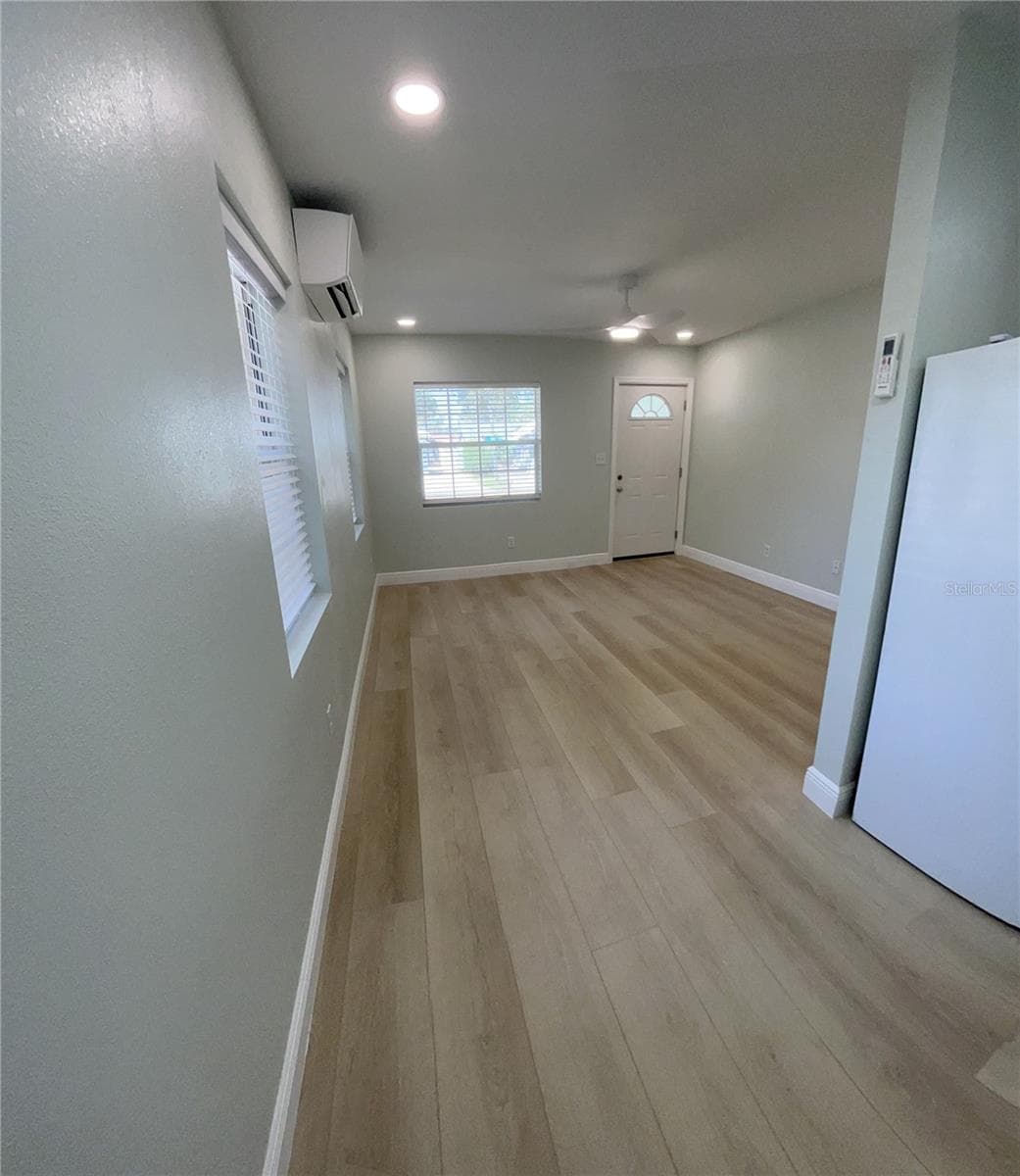 Duplex at 260 20TH AVE S, ST PETERSBURG, photo 14 of 36