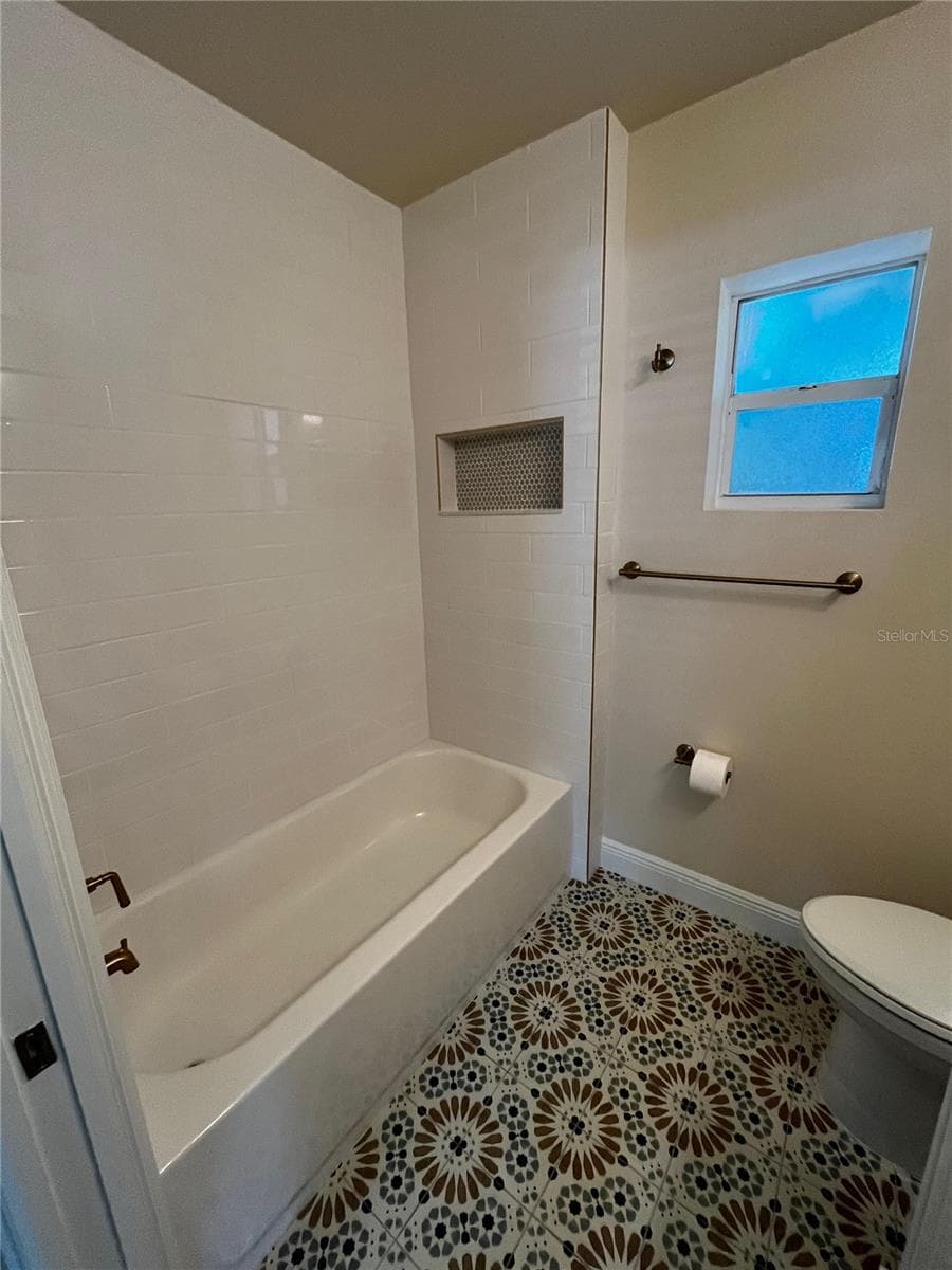 Duplex at 260 20TH AVE S, ST PETERSBURG, photo 24 of 36