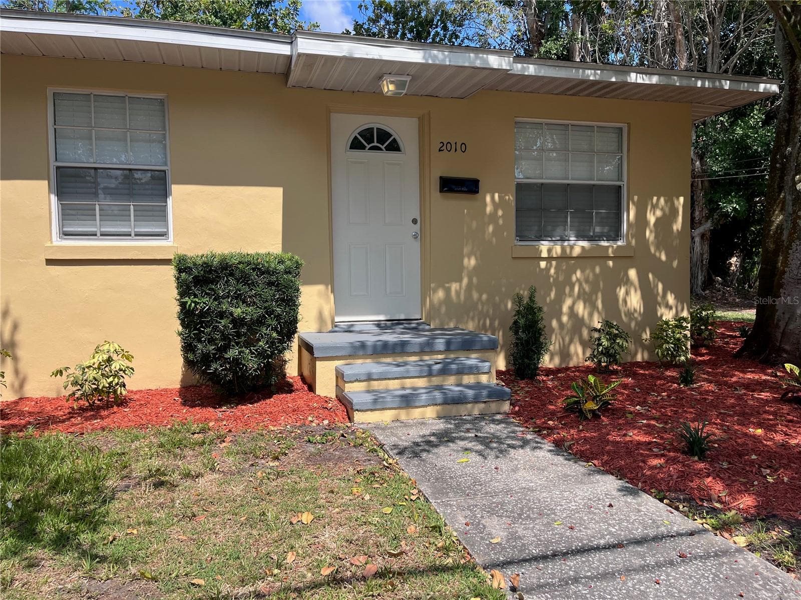 Duplex at 260 20TH AVE S, ST PETERSBURG, photo 28 of 36