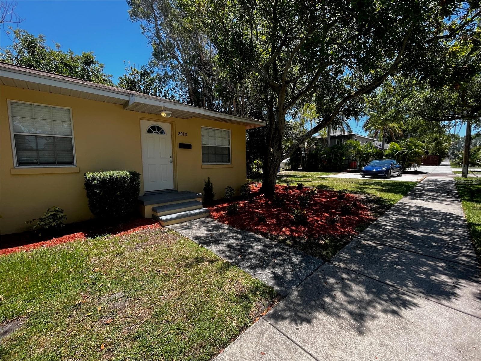 Duplex at 260 20TH AVE S, ST PETERSBURG, photo 30 of 36