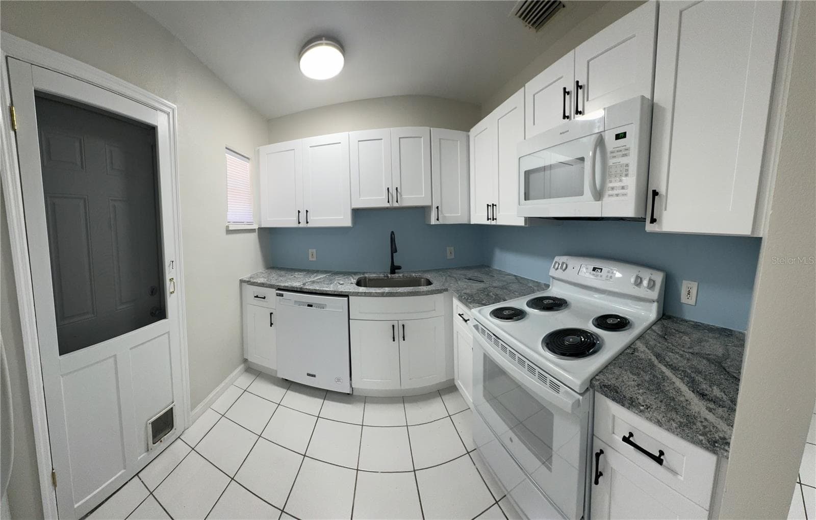 Duplex at 260 20TH AVE S, ST PETERSBURG, photo 35 of 36
