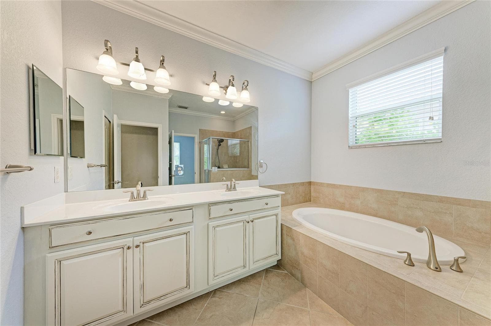 Single Family Residence at 1986 MESIC HAMMOCK WAY, VENICE, photo 27 of 68