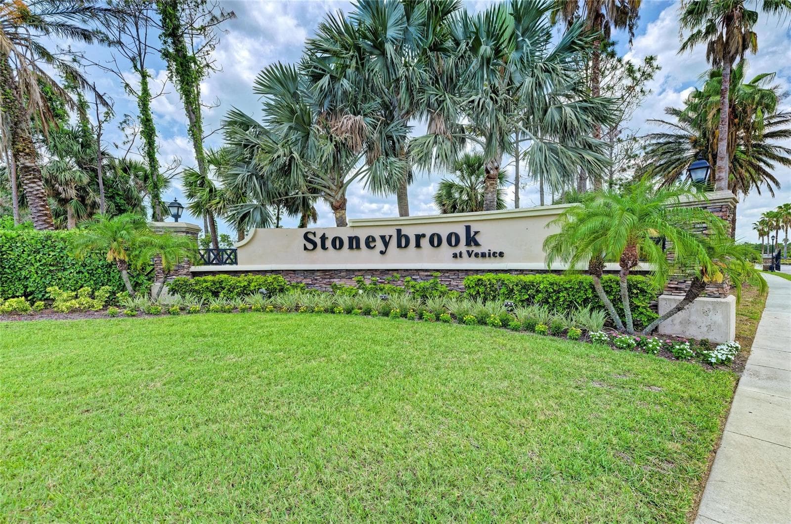 Single Family Residence at 1986 MESIC HAMMOCK WAY, VENICE, photo 46 of 68