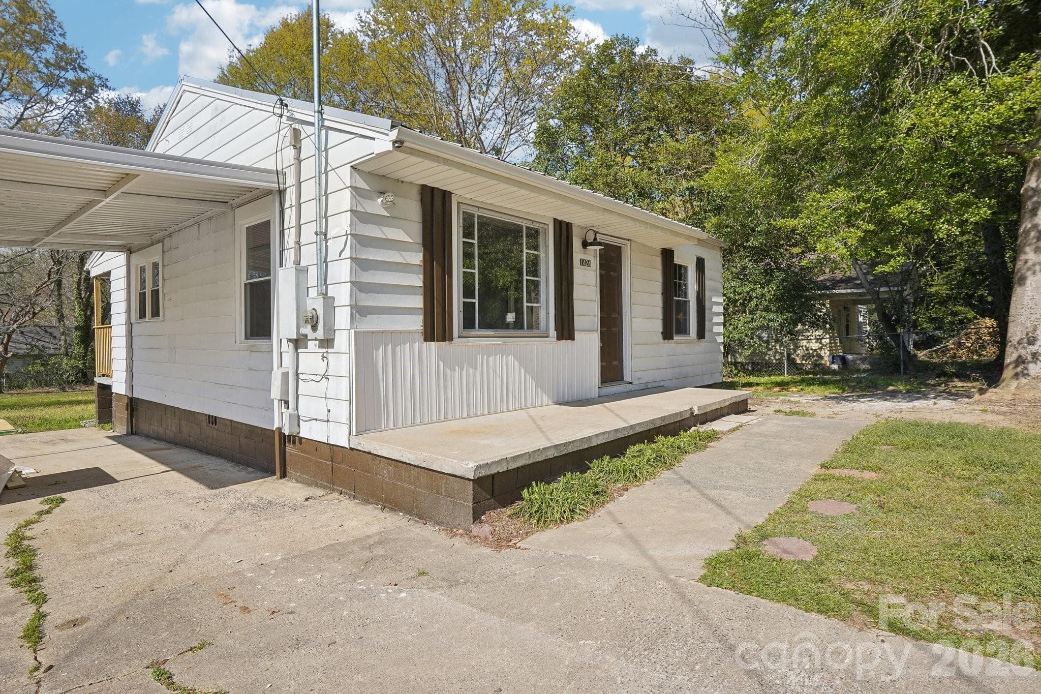 Single Family Residence at Gastonia, photo 3 of 21