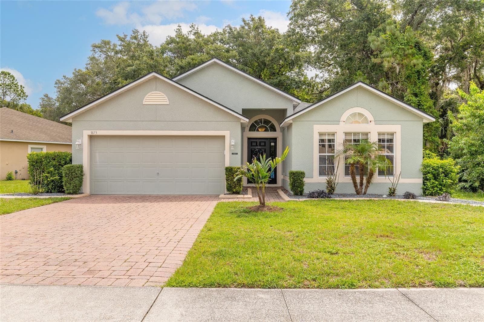 3873 SUNSET COVE DR