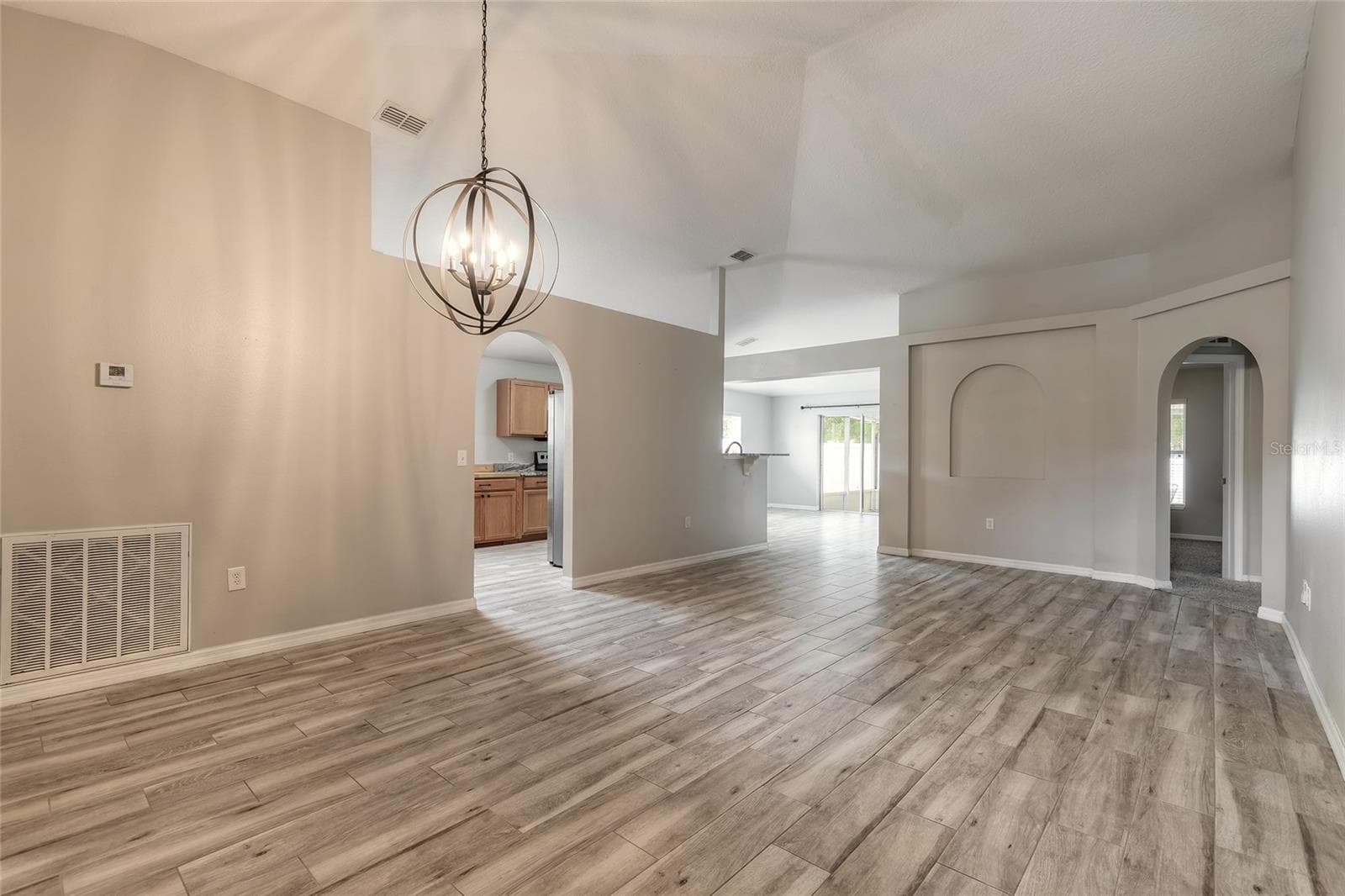 Single Family Residence at 3873 SUNSET COVE DR, PORT ORANGE, photo 6 of 48