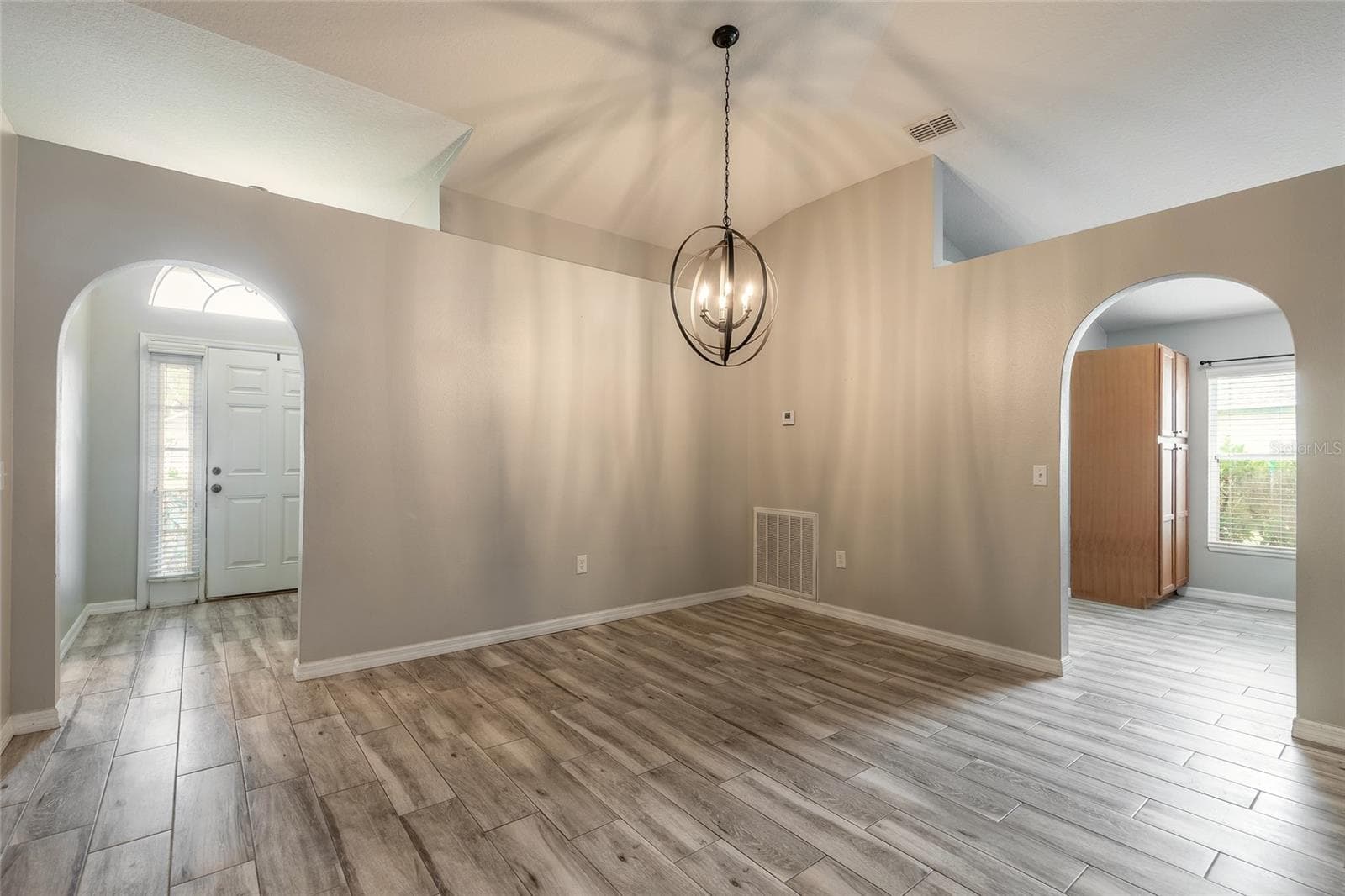 Single Family Residence at 3873 SUNSET COVE DR, PORT ORANGE, photo 7 of 48