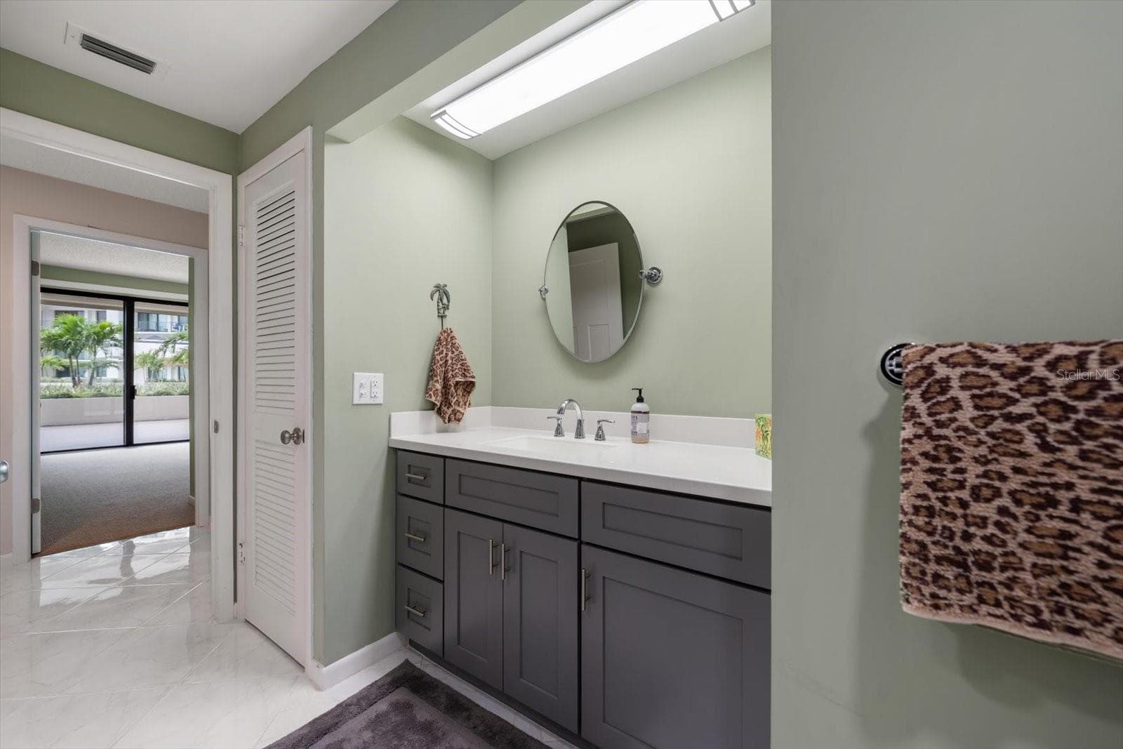 Condominium at 6 BELLEVIEW BLVD #105, BELLEAIR, photo 18 of 58