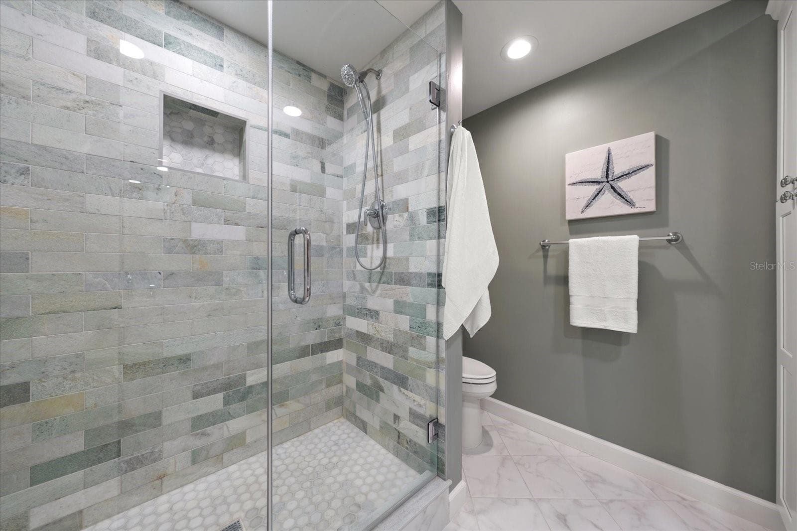 Condominium at 6 BELLEVIEW BLVD #105, BELLEAIR, photo 26 of 58