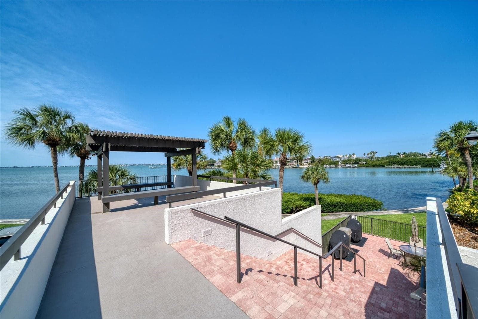 Condominium at 6 BELLEVIEW BLVD #105, BELLEAIR, photo 48 of 58