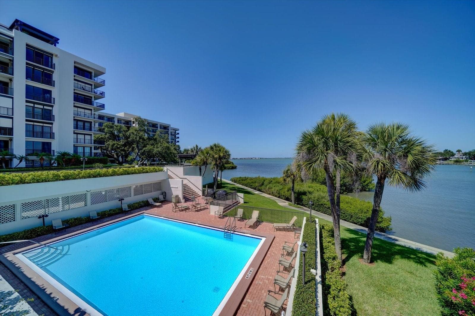 Condominium at 6 BELLEVIEW BLVD #105, BELLEAIR, photo 49 of 58