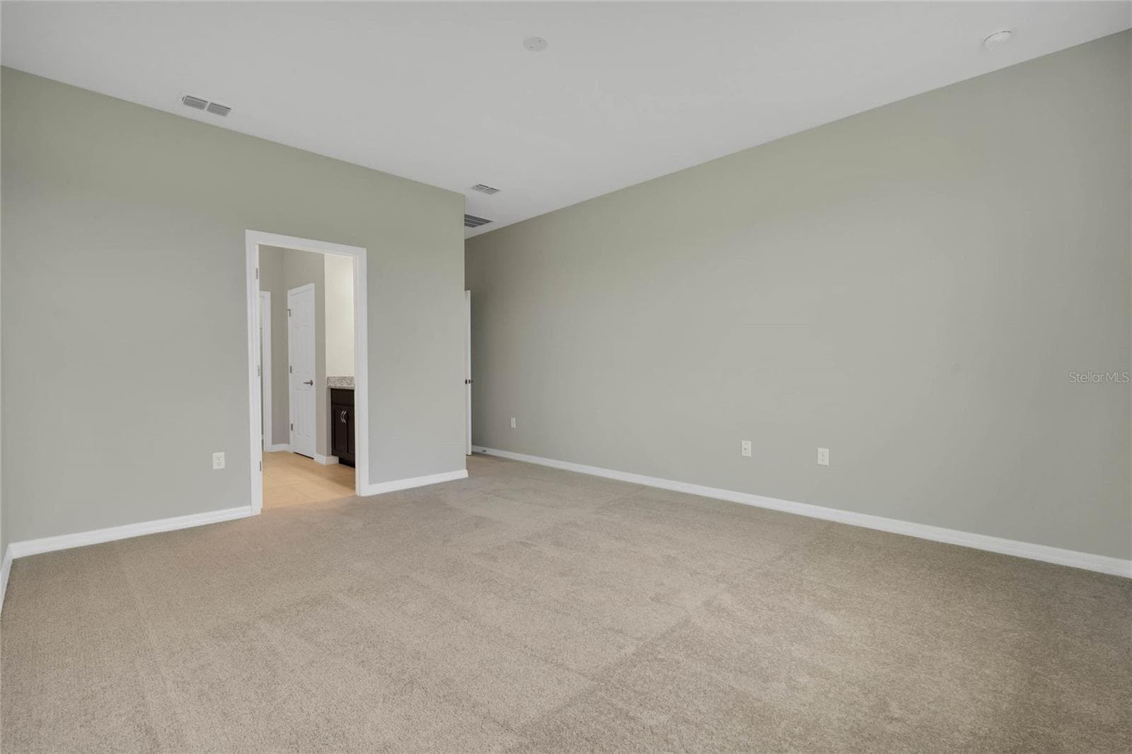 Single Family Residence at 717 CROWN ROSE DR, EAGLE LAKE, photo 35 of 39