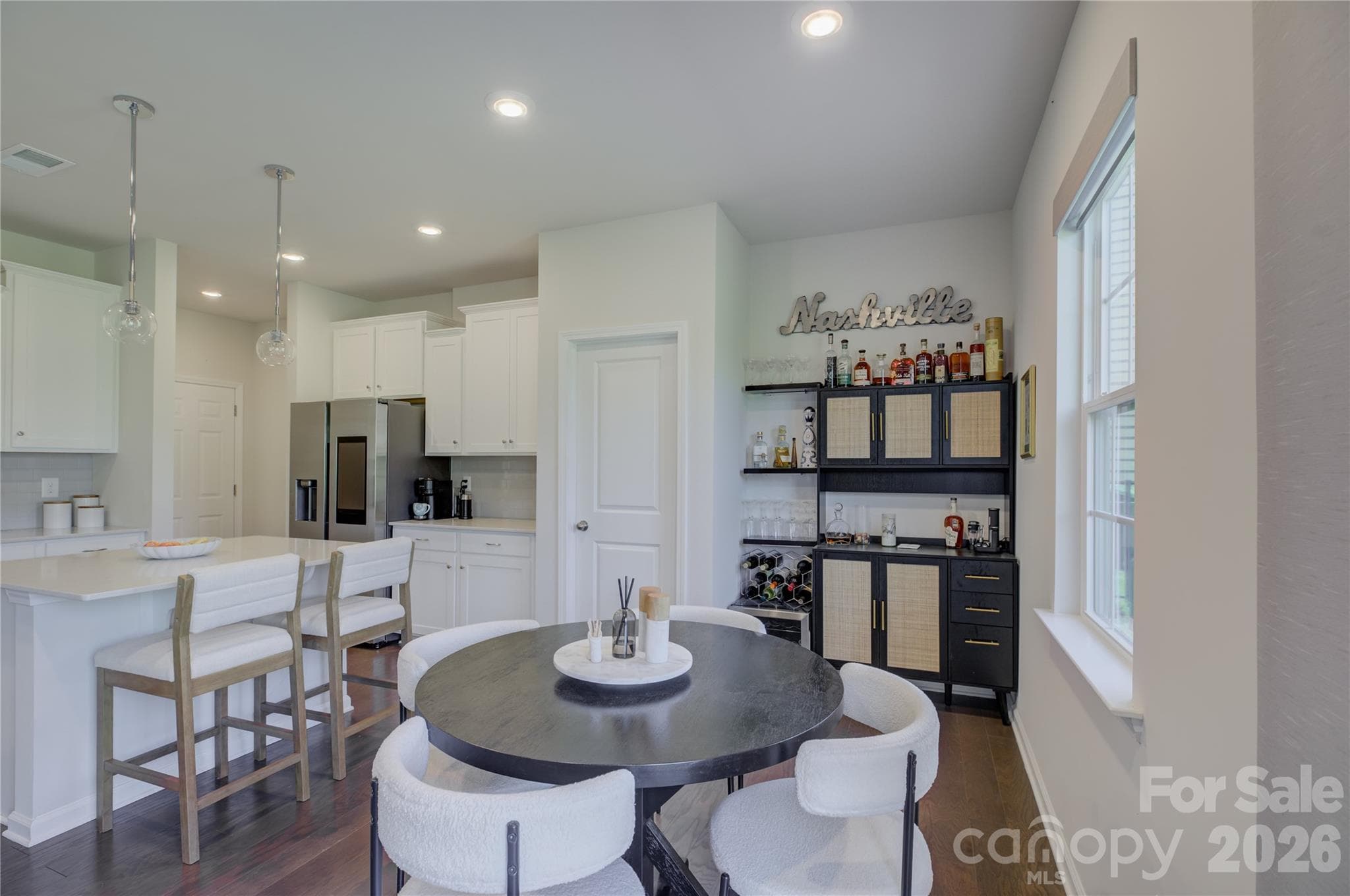 Single Family Residence at 17812 New Mark Avenue, Charlotte, photo 16 of 48