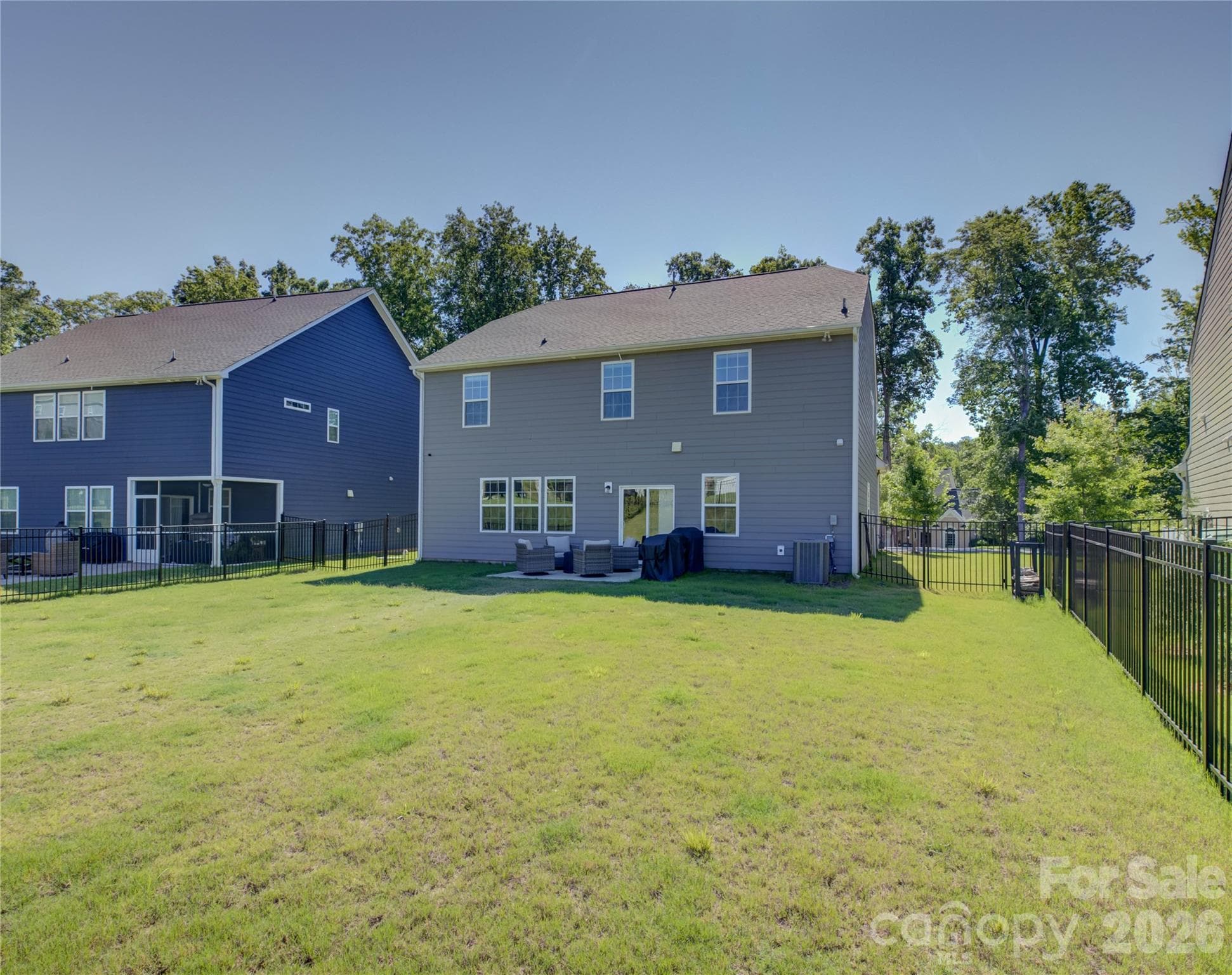 Single Family Residence at 17812 New Mark Avenue, Charlotte, photo 37 of 48
