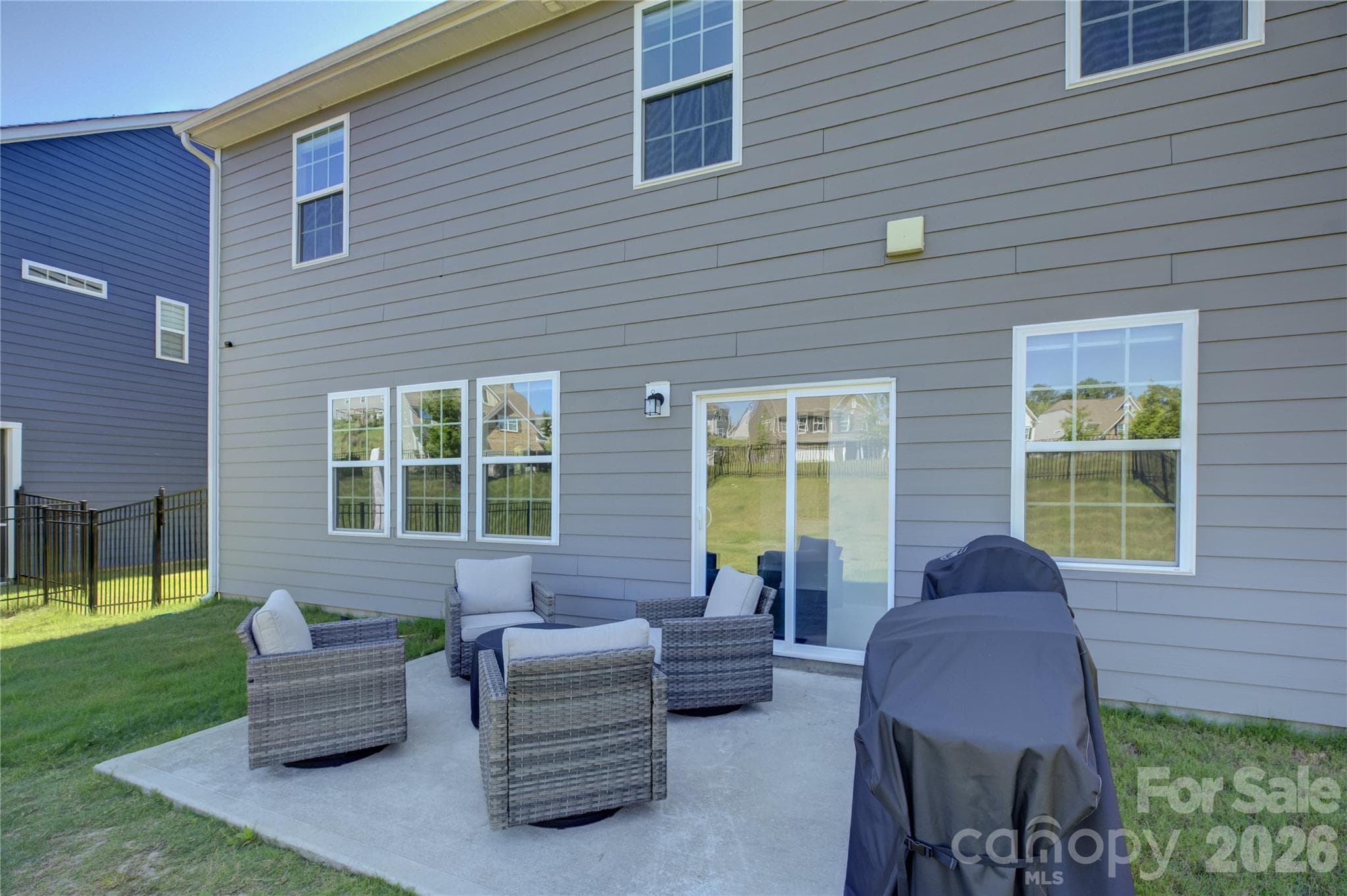 Single Family Residence at 17812 New Mark Avenue, Charlotte, photo 39 of 48