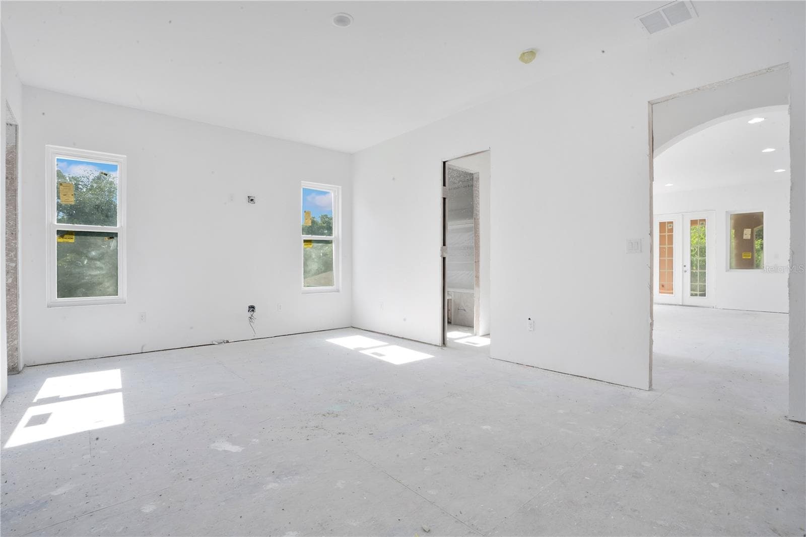 Single Family Residence at 818 LAKE AGNES DR, POLK CITY, photo 22 of 95