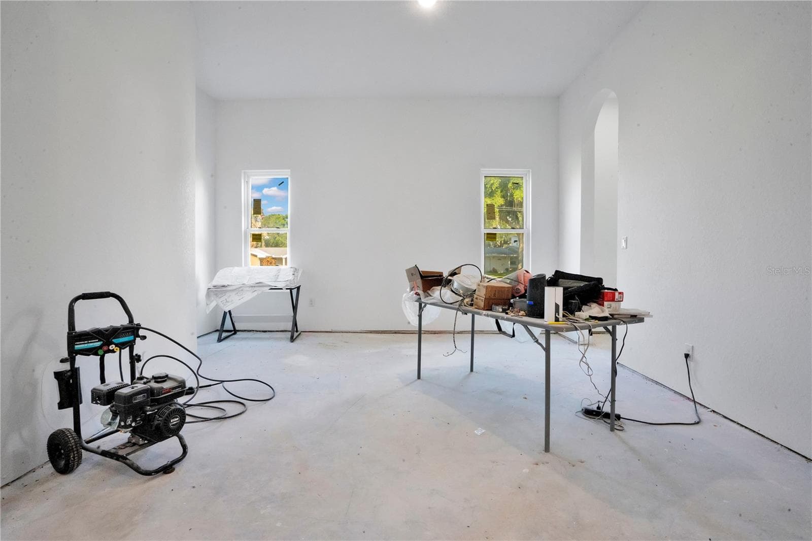 Single Family Residence at 818 LAKE AGNES DR, POLK CITY, photo 31 of 95