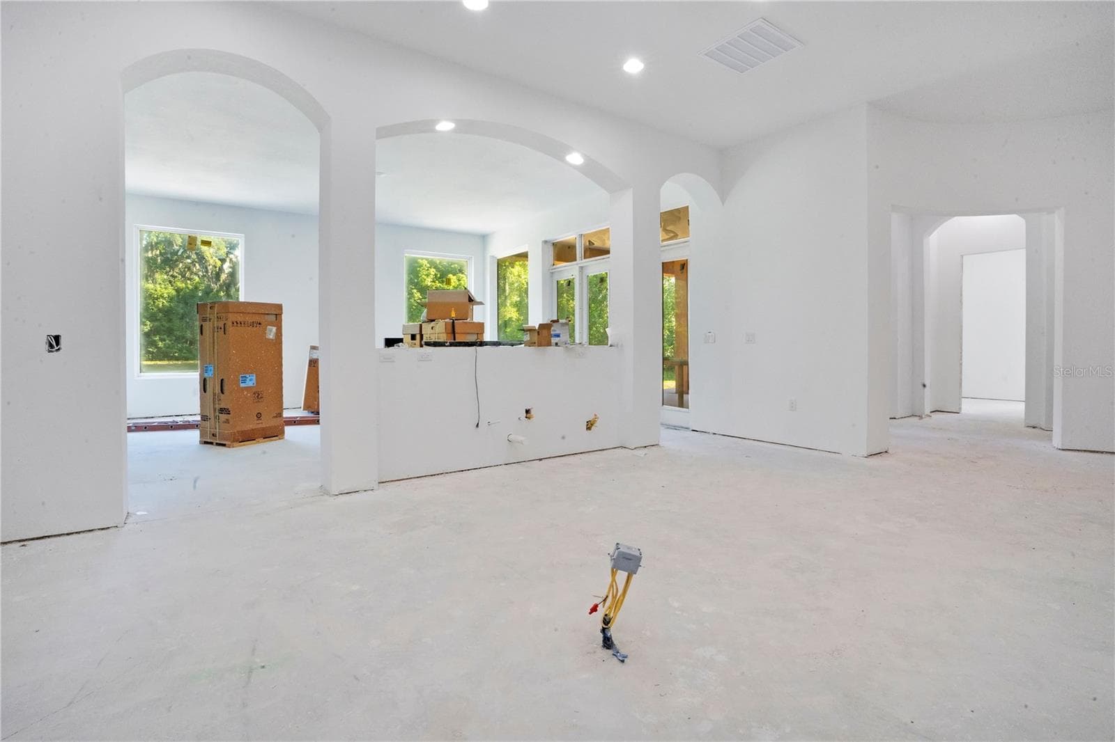 Single Family Residence at 818 LAKE AGNES DR, POLK CITY, photo 36 of 95