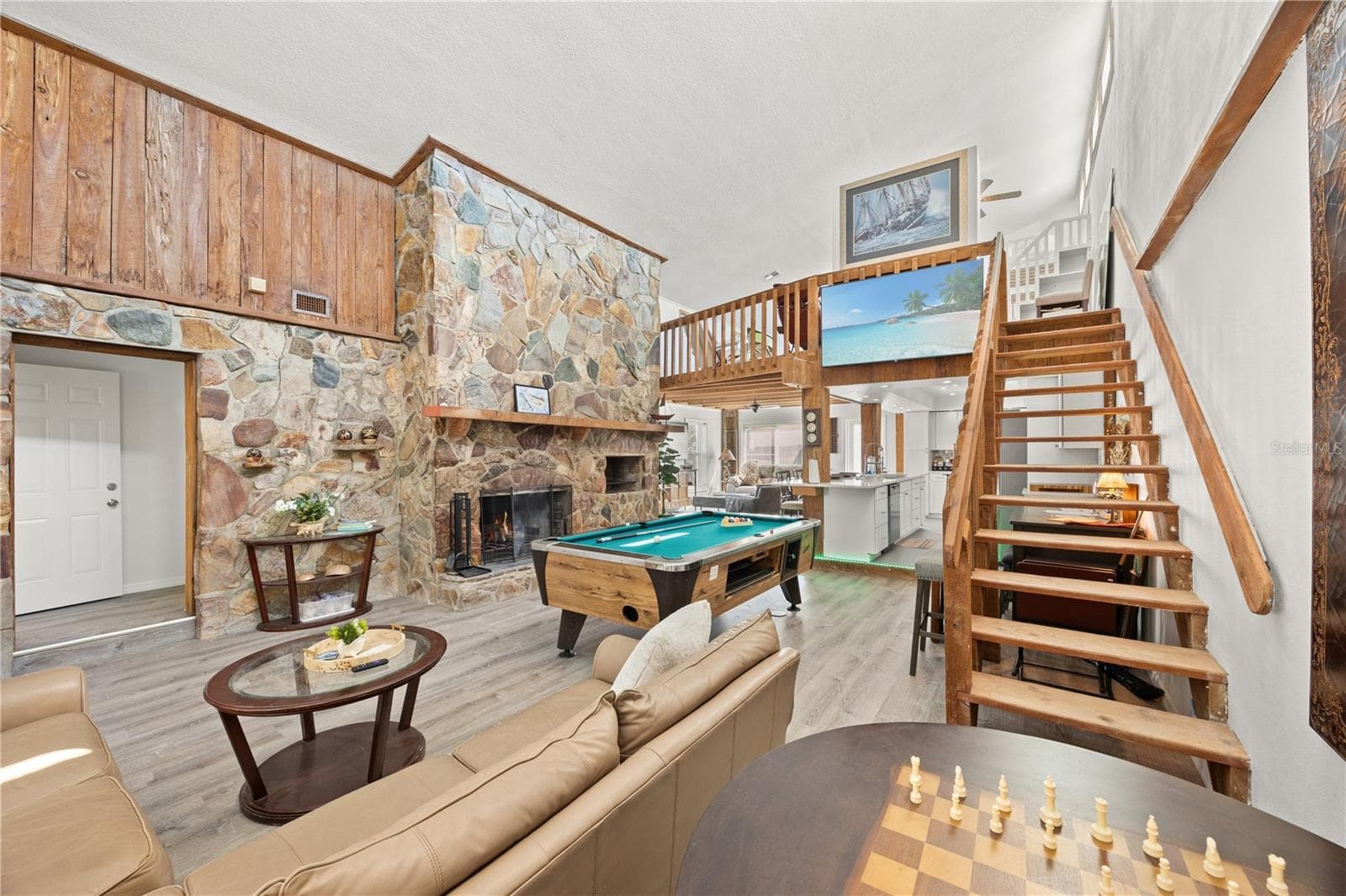 Triplex at 3155 WATERSIDE DR, ENGLEWOOD, photo 19 of 74