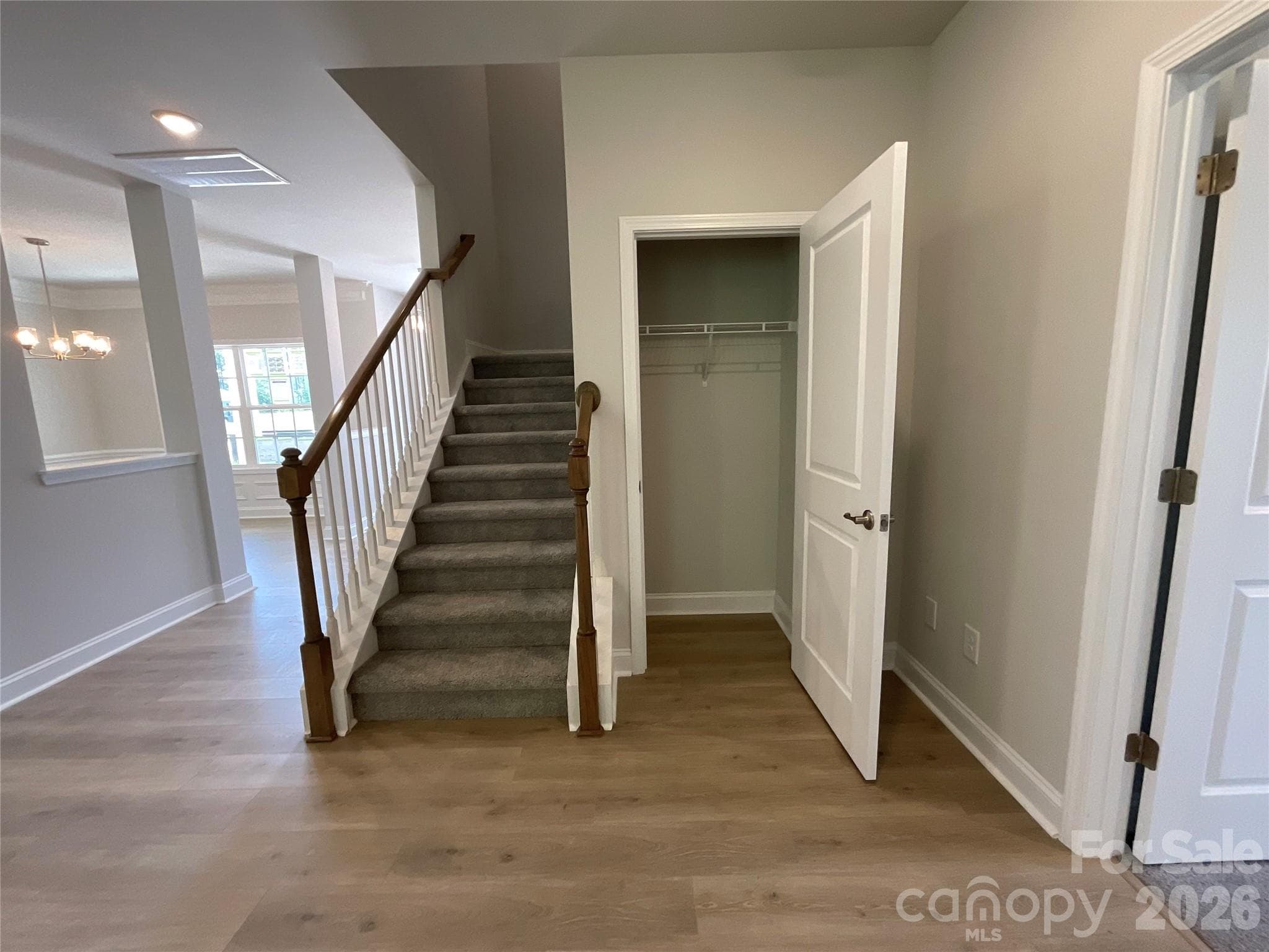 Closet for coats - York