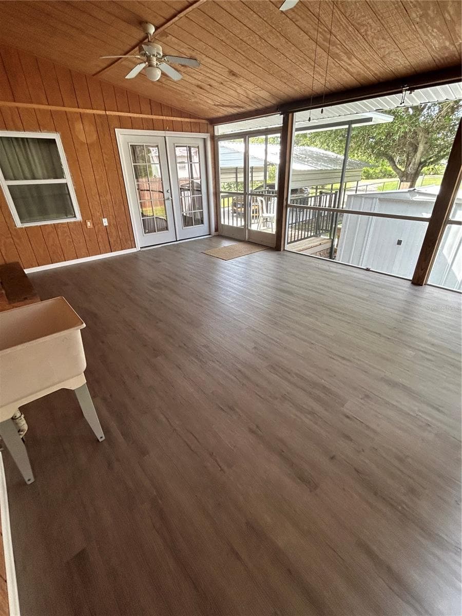 Manufactured Home at 5522 SWAYING PALM, PUNTA GORDA, photo 7 of 27