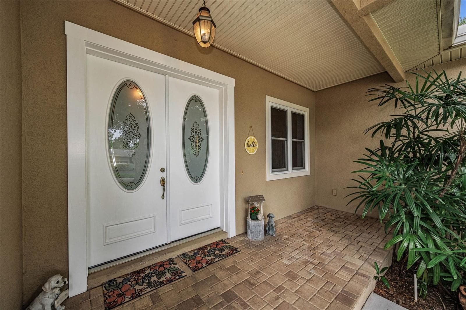 Welcome Home! Nice Covered Porch - 1888 BUGLE LN, CLEARWATER