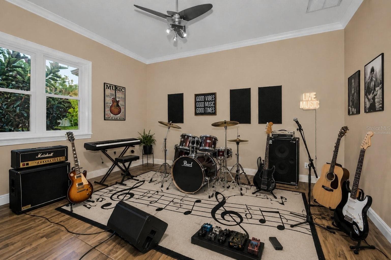 Virtually Staged, Sound Insulated Walls - 1888 BUGLE LN, CLEARWATER