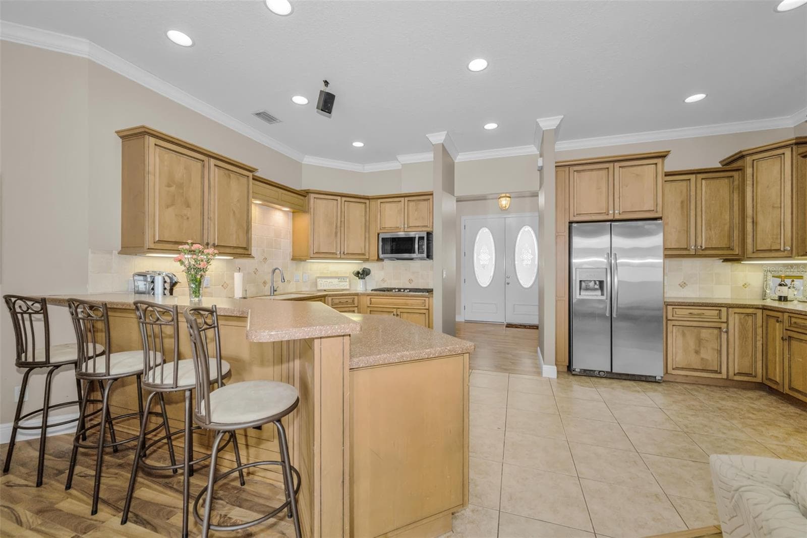 Breakfast Bar - 1888 BUGLE LN, CLEARWATER