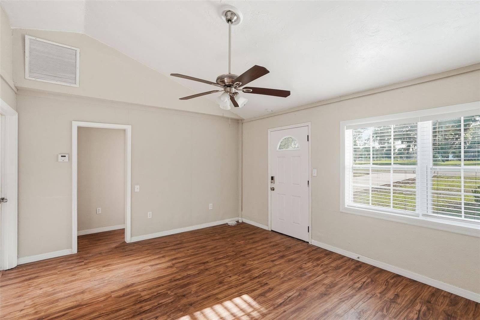 Single Family Residence at 303 JOSEPHINE AVE, FRUITLAND PARK, photo 3 of 24