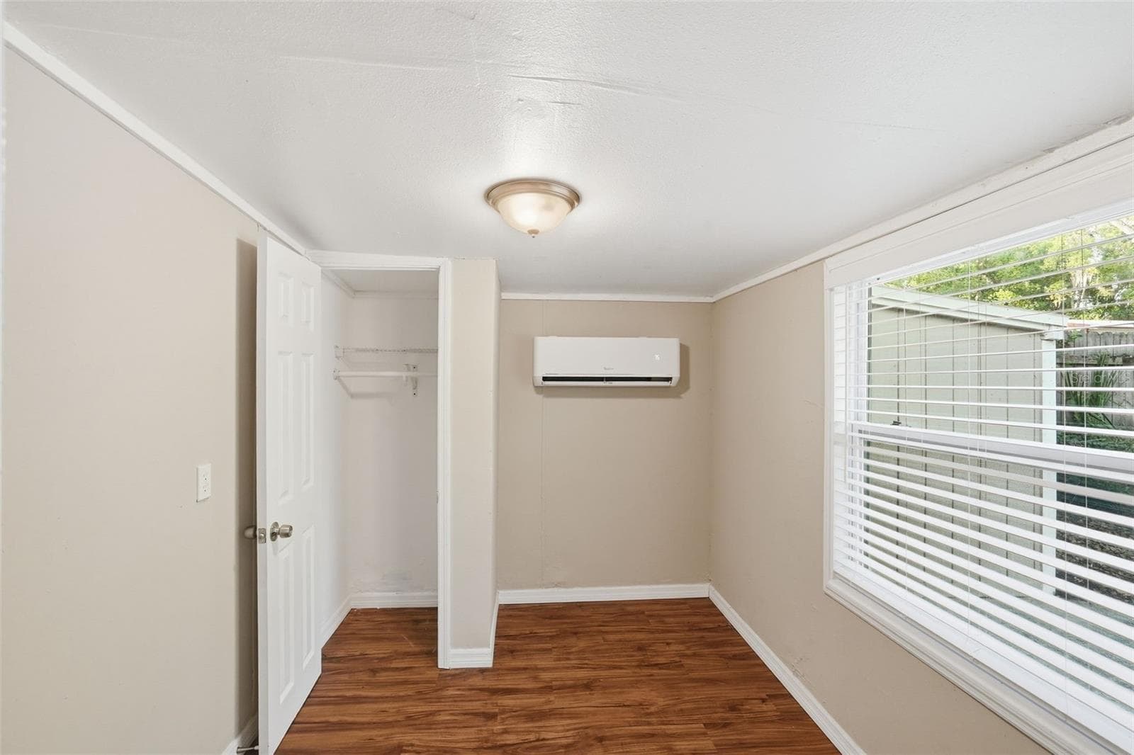 Single Family Residence at 303 JOSEPHINE AVE, FRUITLAND PARK, photo 14 of 24