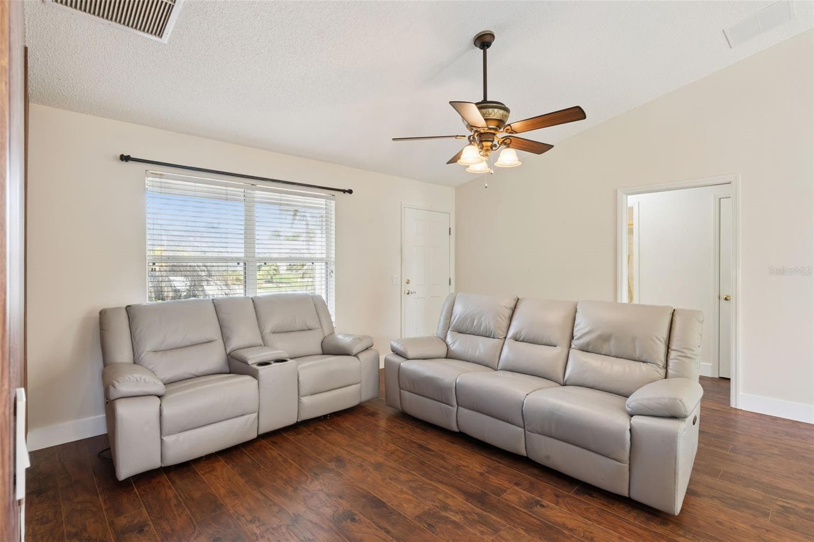 Living Room - 1575 HOLLYBERRY PL, THE VILLAGES