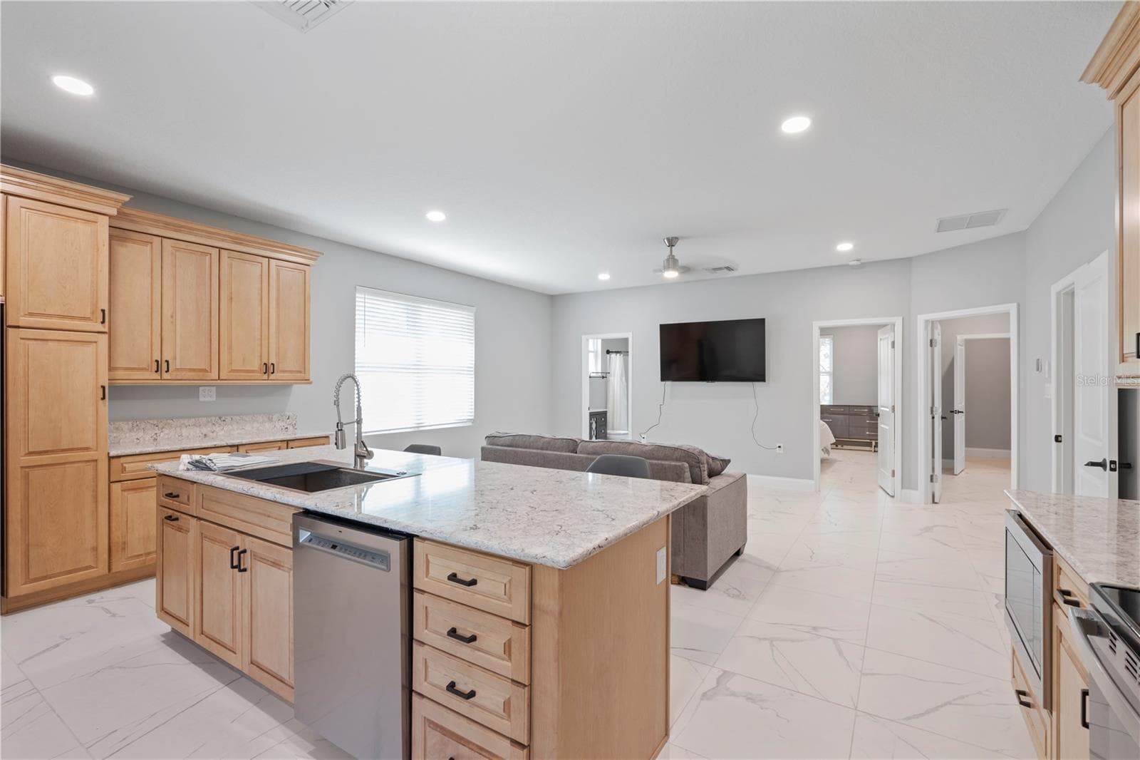 Kitchen - 3225 LAUREL AVE, CLEARWATER