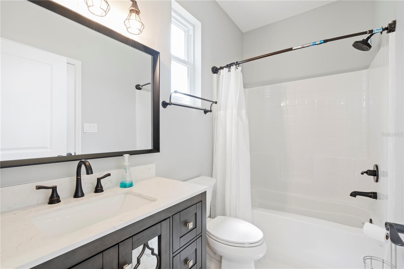 Bathroom 1 - 3225 LAUREL AVE, CLEARWATER