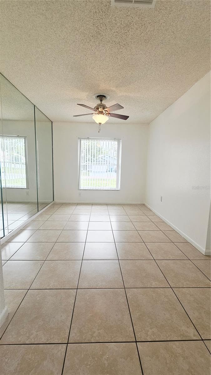 Single Family Residence at 11318 PALOMAR ST, SPRING HILL, photo 13 of 28