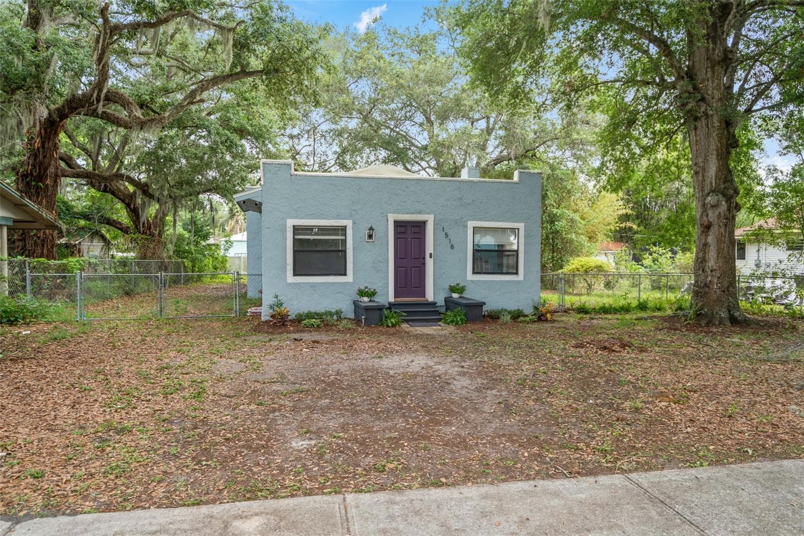 Single Family Residence at 1516 E ELM RD, LAKELAND, photo 3 of 41
