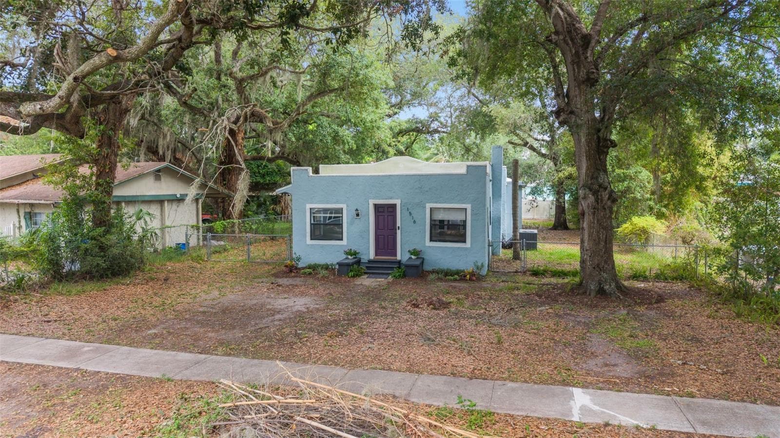 Single Family Residence at 1516 E ELM RD, LAKELAND, photo 4 of 41