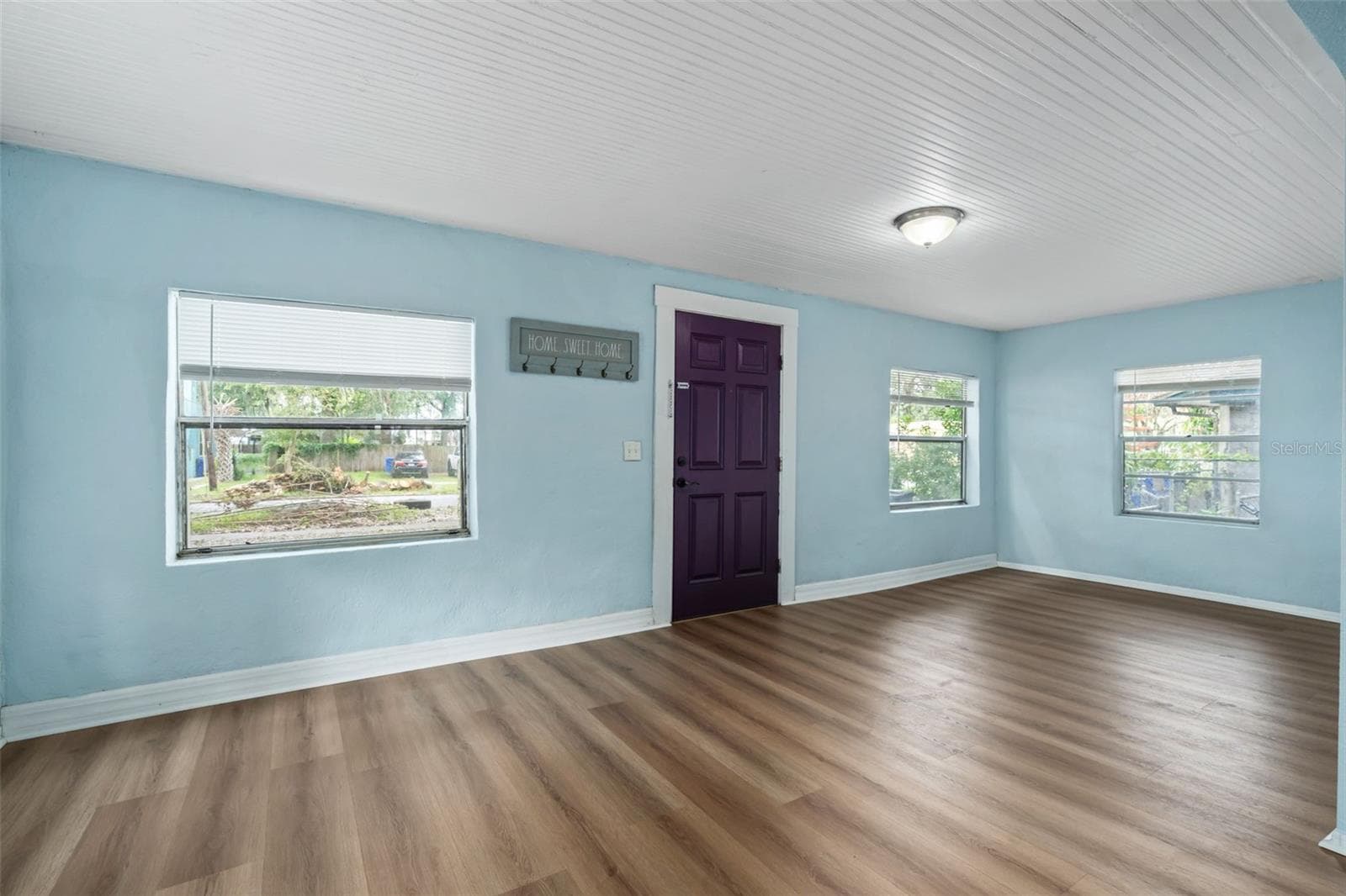 Single Family Residence at 1516 E ELM RD, LAKELAND, photo 9 of 41