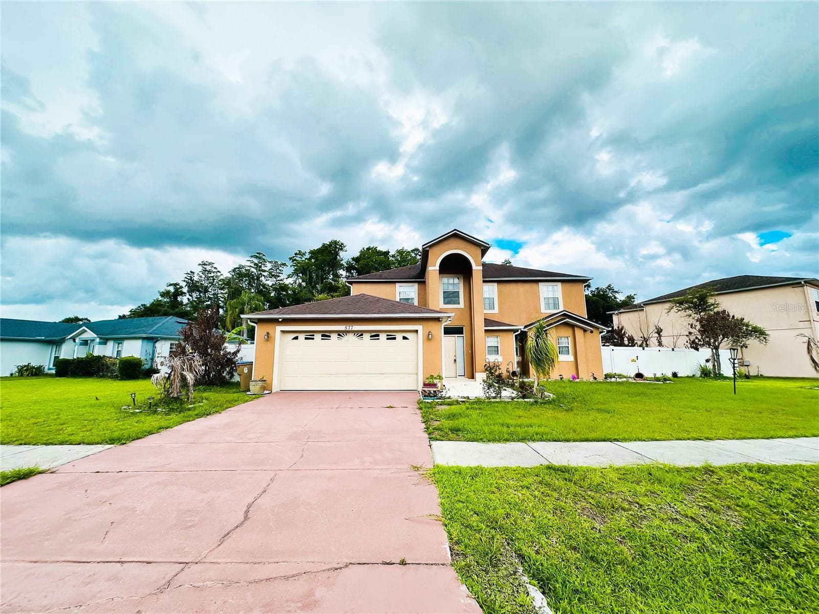 Single Family Residence at 577 PINEHURST CV, KISSIMMEE, photo 2 of 45
