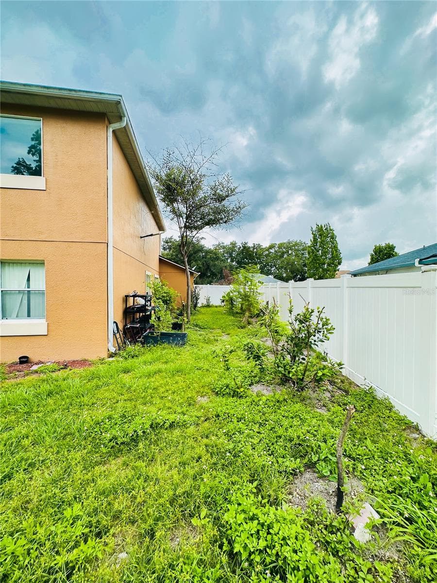 Single Family Residence at 577 PINEHURST CV, KISSIMMEE, photo 12 of 45