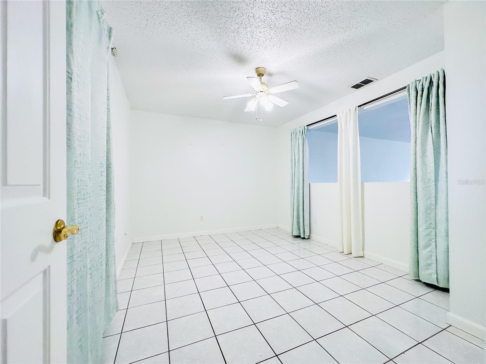 Single Family Residence at 577 PINEHURST CV, KISSIMMEE, photo 26 of 45
