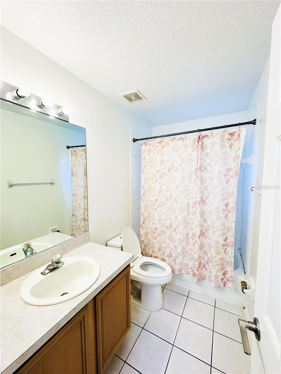 Single Family Residence at 577 PINEHURST CV, KISSIMMEE, photo 31 of 45
