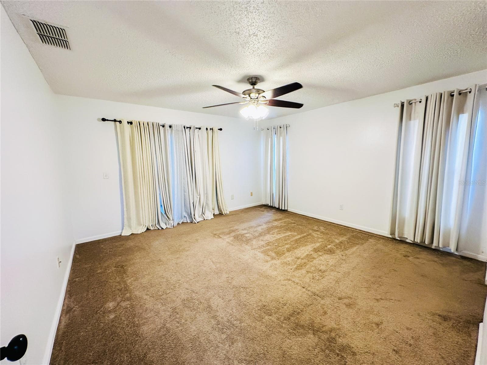 Single Family Residence at 577 PINEHURST CV, KISSIMMEE, photo 37 of 45