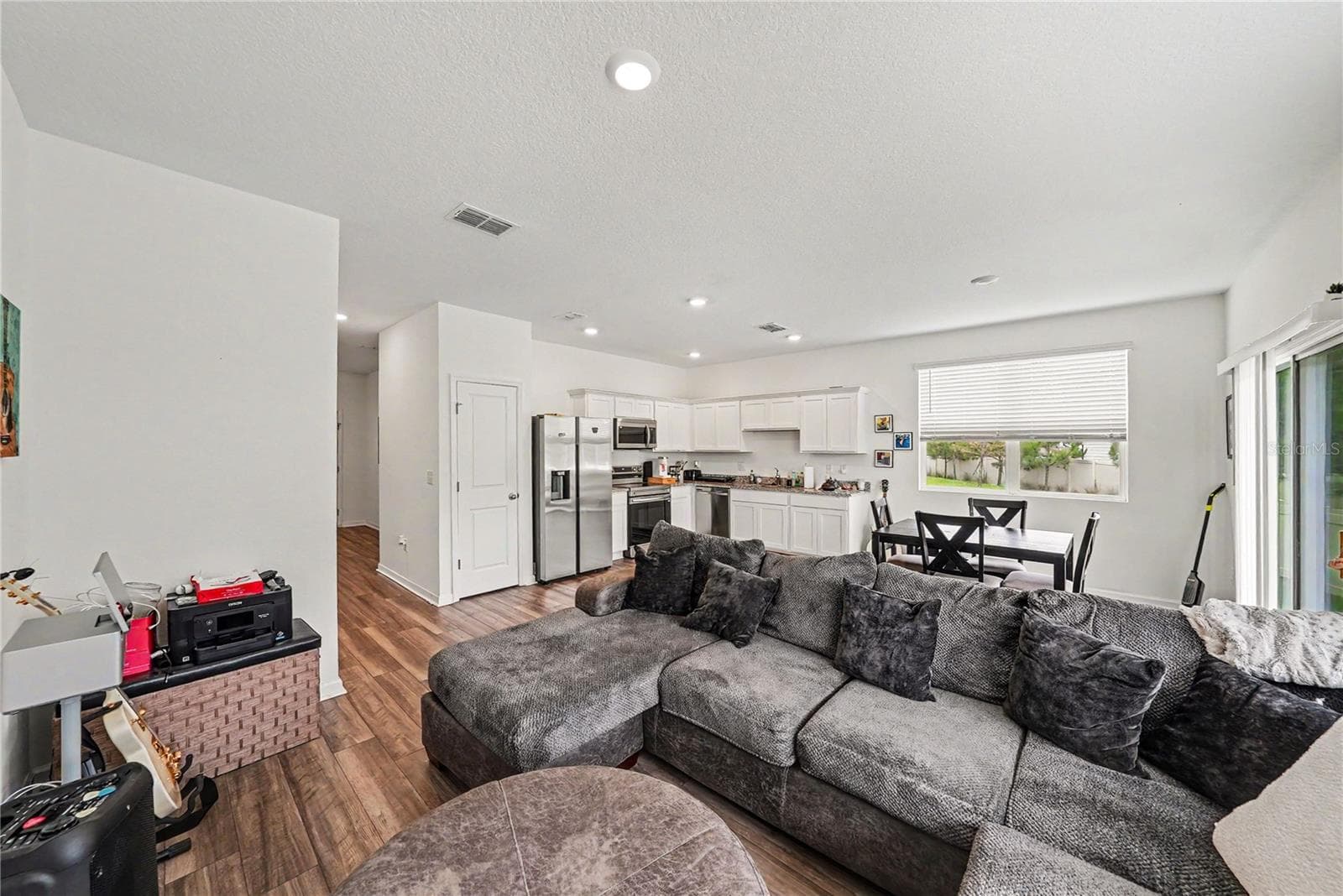 Single Family Residence at 6272 BUCKET CT, GIBSONTON, photo 6 of 30