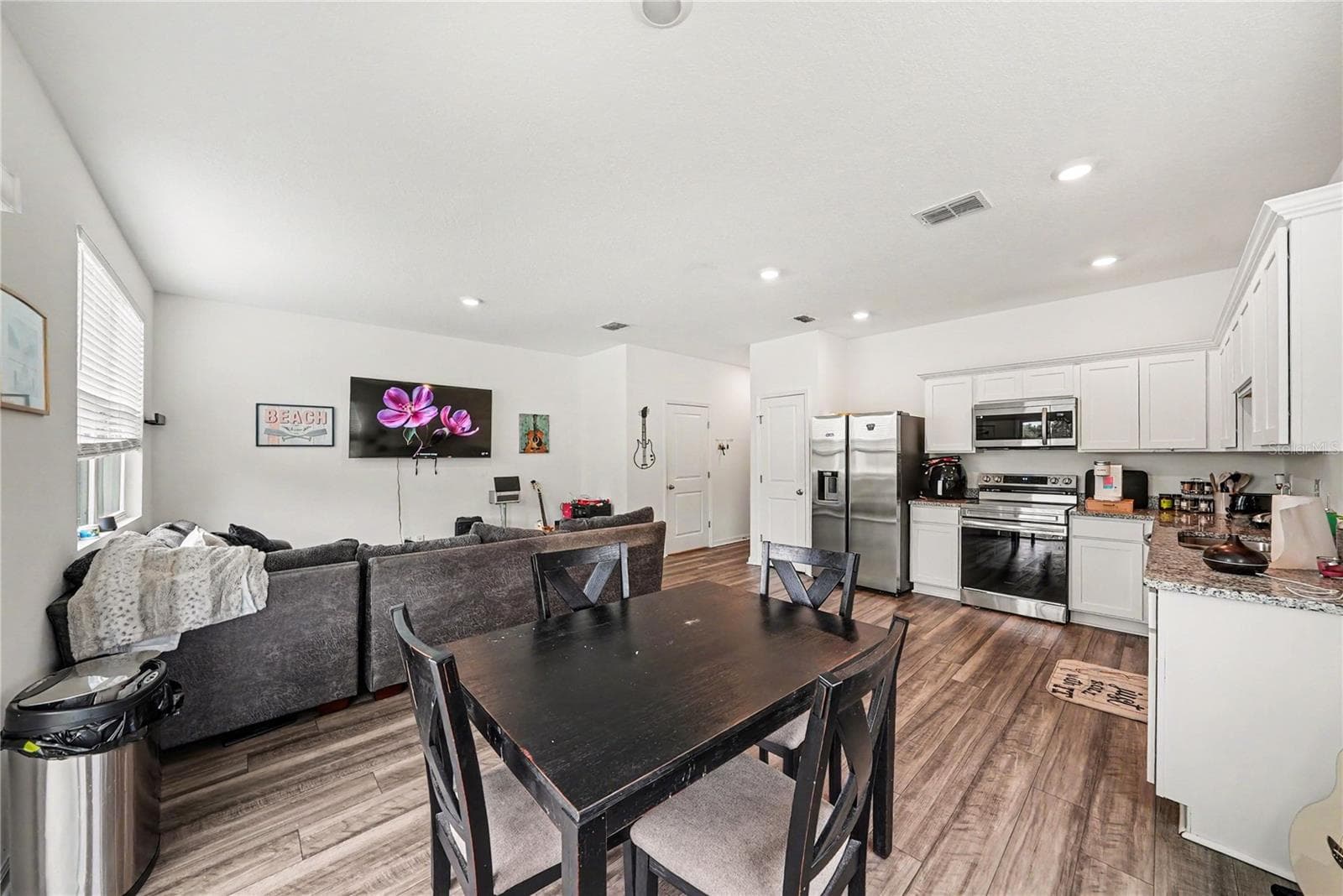 Single Family Residence at 6272 BUCKET CT, GIBSONTON, photo 9 of 30