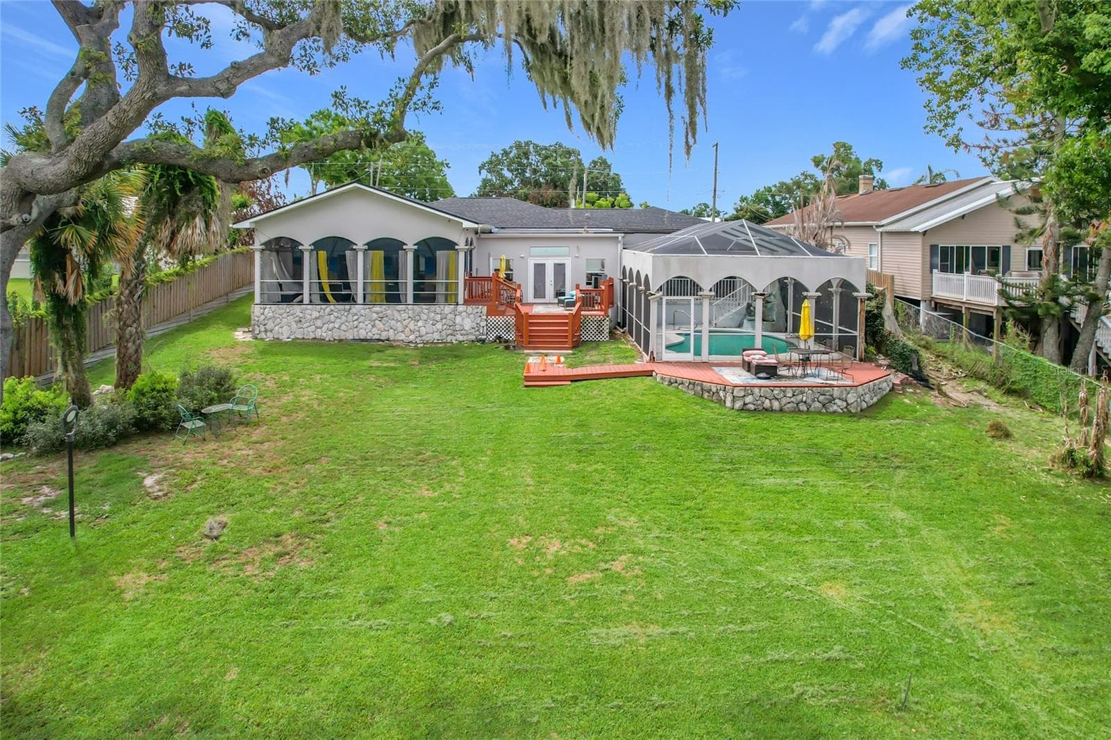 Single Family Residence at 331 BAY ST, AUBURNDALE, photo 60 of 72